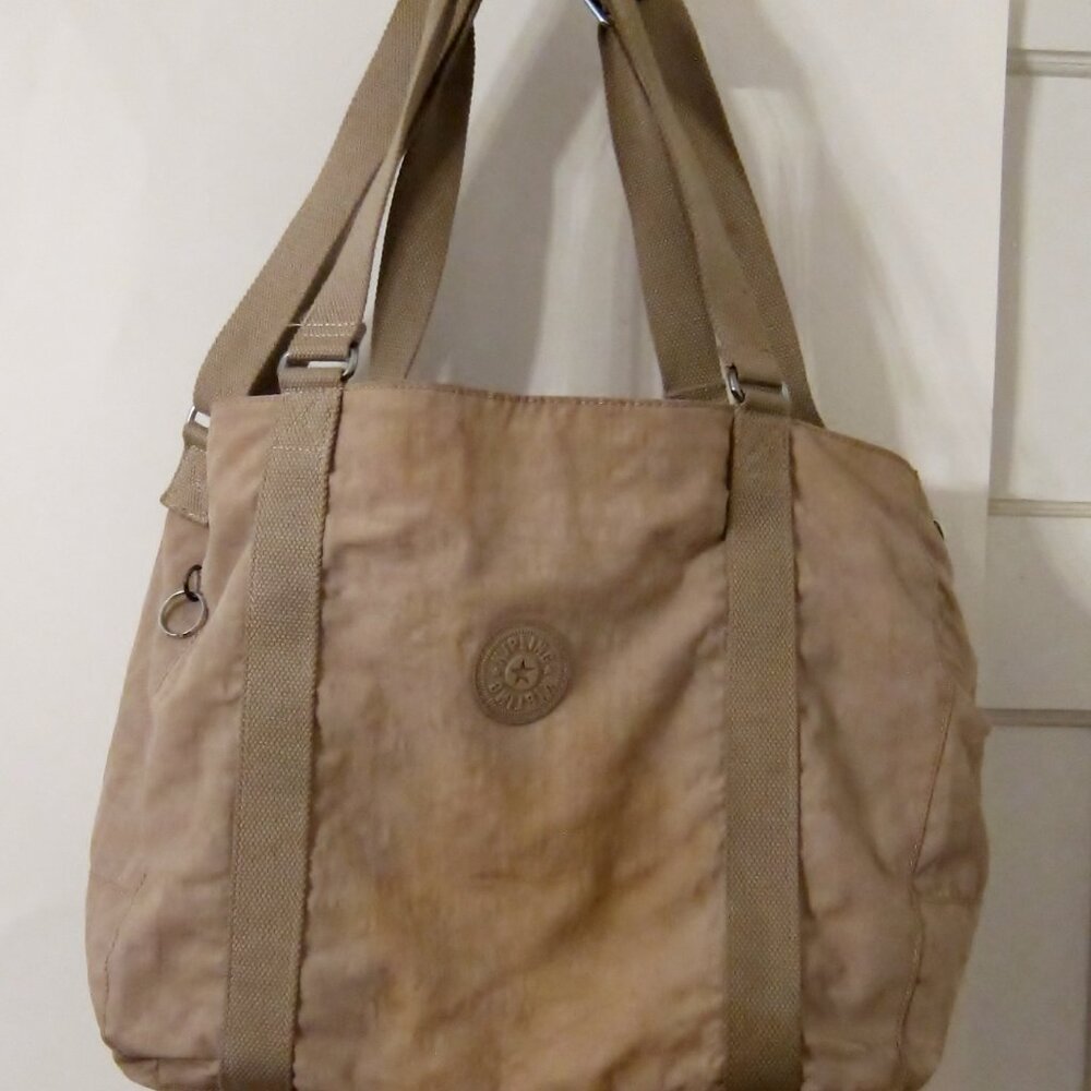 Tan Kipling bag, excellent condition.